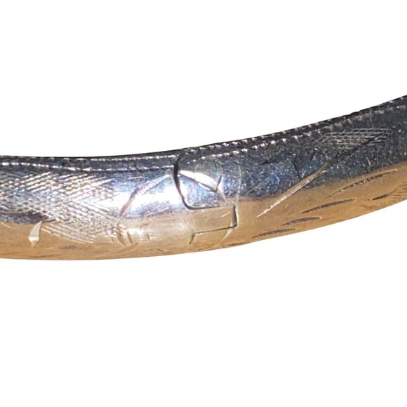 Vintage 925 Sterling Silver Engraved Bangle Bracelet With Safety Chain - Picture 5 of 10